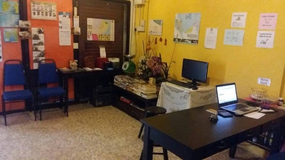 Cocoa Mews Cafe And Homestay George Town Dış mekan fotoğraf