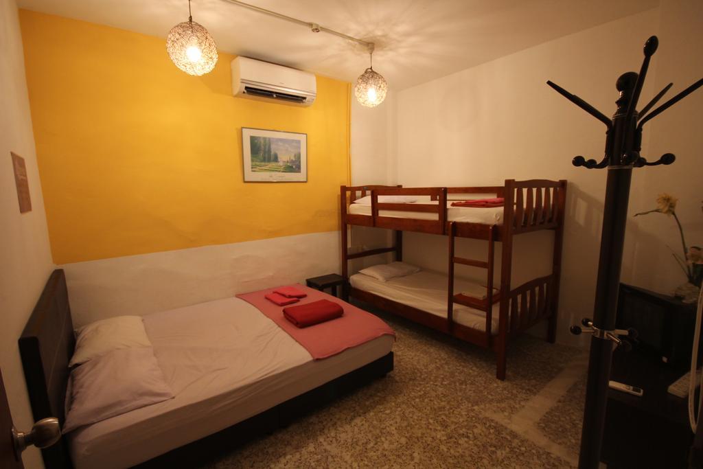 Cocoa Mews Cafe And Homestay George Town Dış mekan fotoğraf