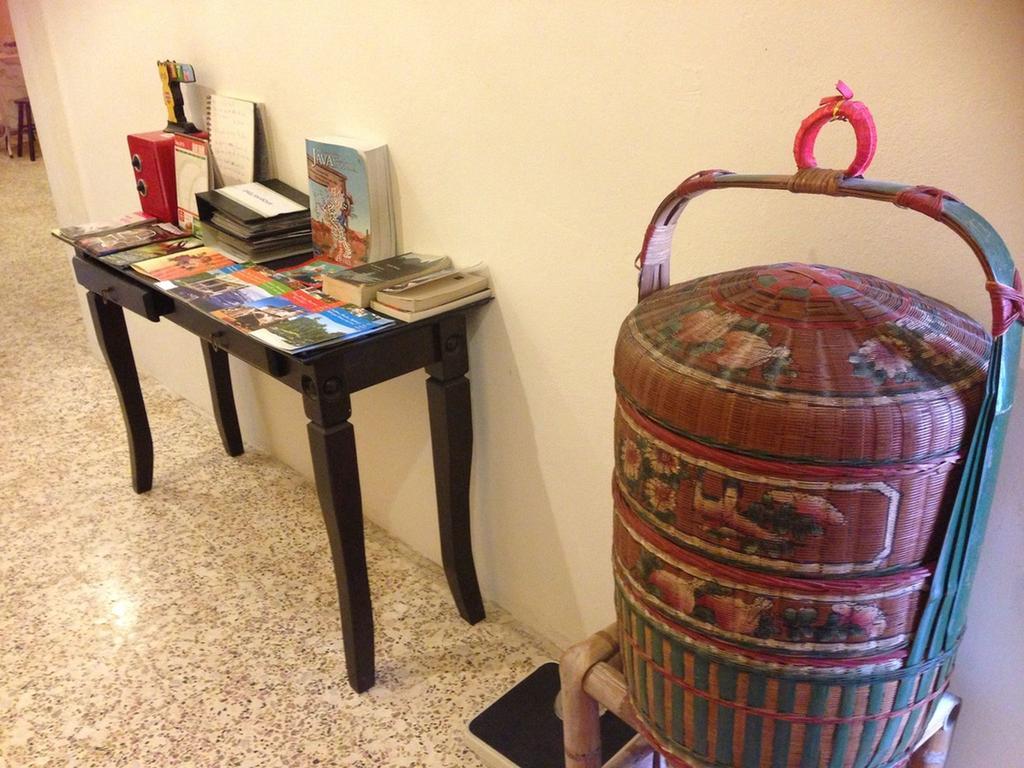 Cocoa Mews Cafe And Homestay George Town Dış mekan fotoğraf