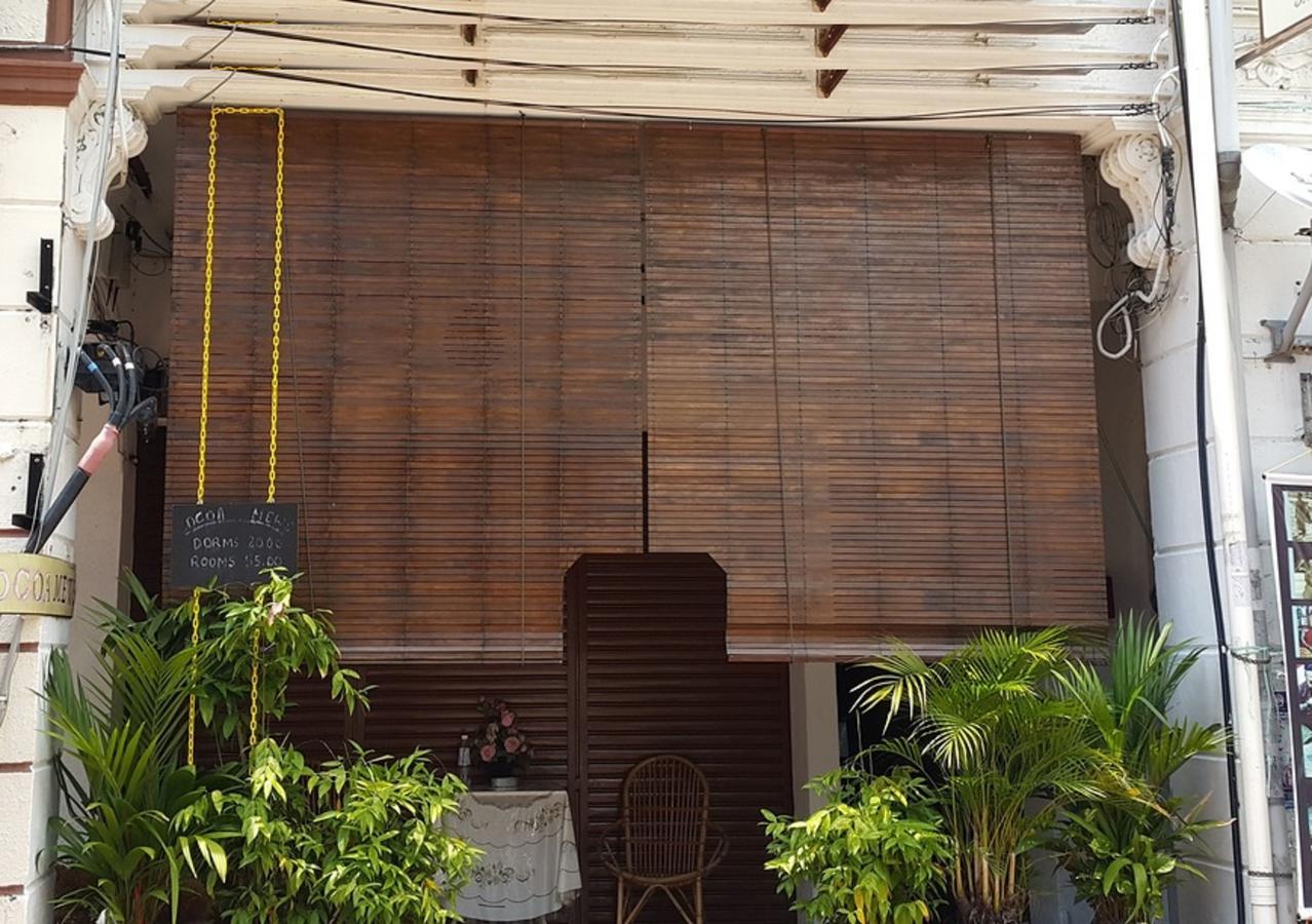 Cocoa Mews Cafe And Homestay George Town Dış mekan fotoğraf