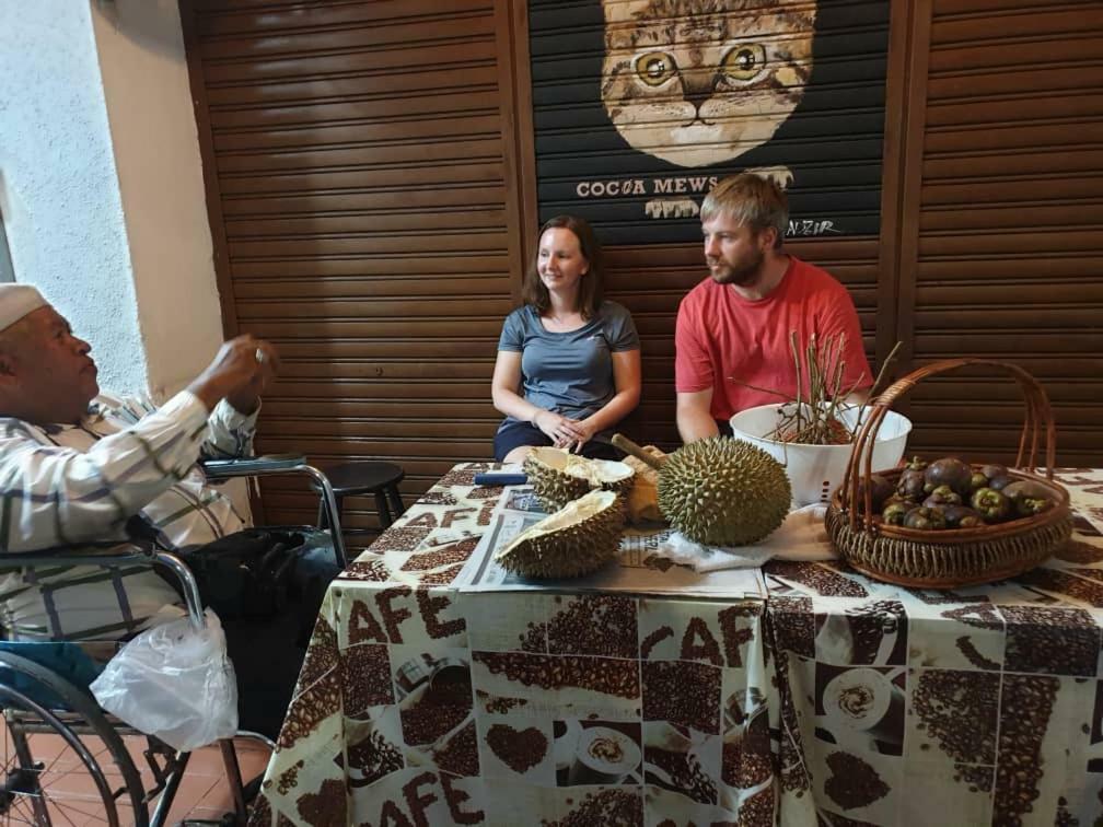 Cocoa Mews Cafe And Homestay George Town Dış mekan fotoğraf